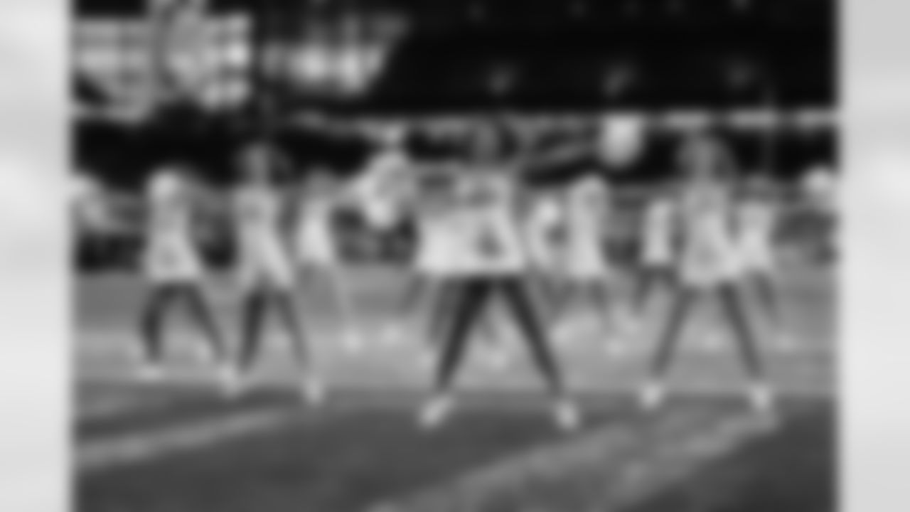 Detroit Lions Cheerleaders perform during a NFL football game against the Chicago Bears on November 19, 2023 in Detroit. (Mike Ferdinande/Detroit Lions)