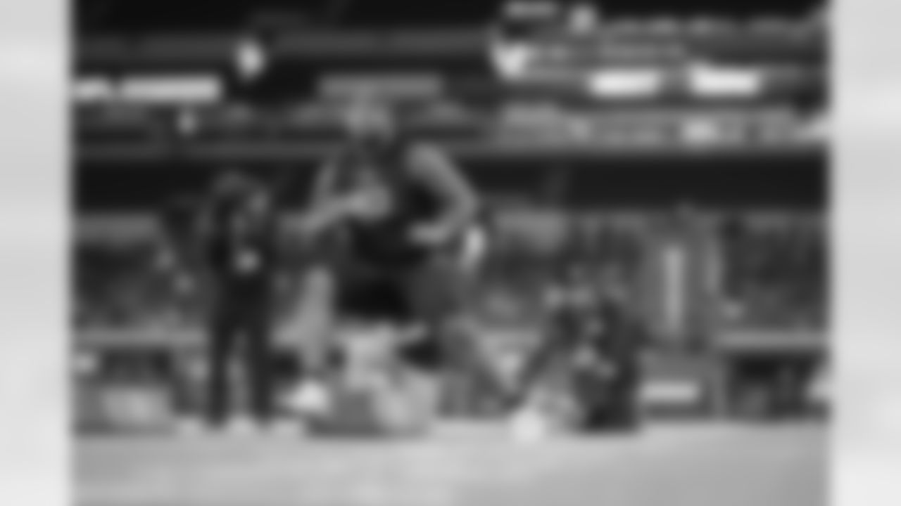Ohio State defensive lineman Tyleik Williams runs a drill at the NFL football scouting combine in Indianapolis, Thursday, Feb. 27, 2025. (AP Photo/Michael Conroy)