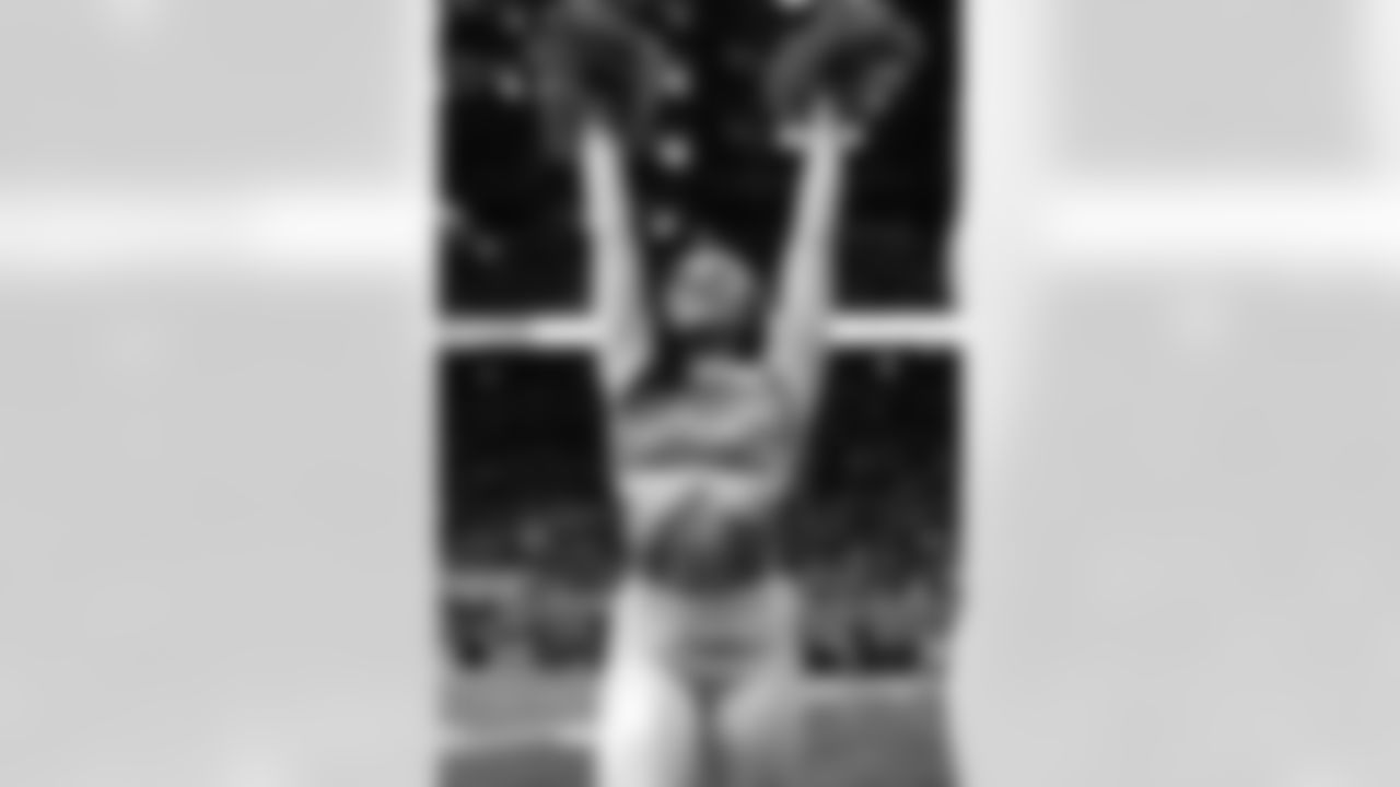 Detroit Lions Cheerleaders perform during an NFL football game against the Pittsburgh Steelers on Sunday, Dec. 21, 2025 in Detroit. (Mike Ferdinande/Detroit Lions)