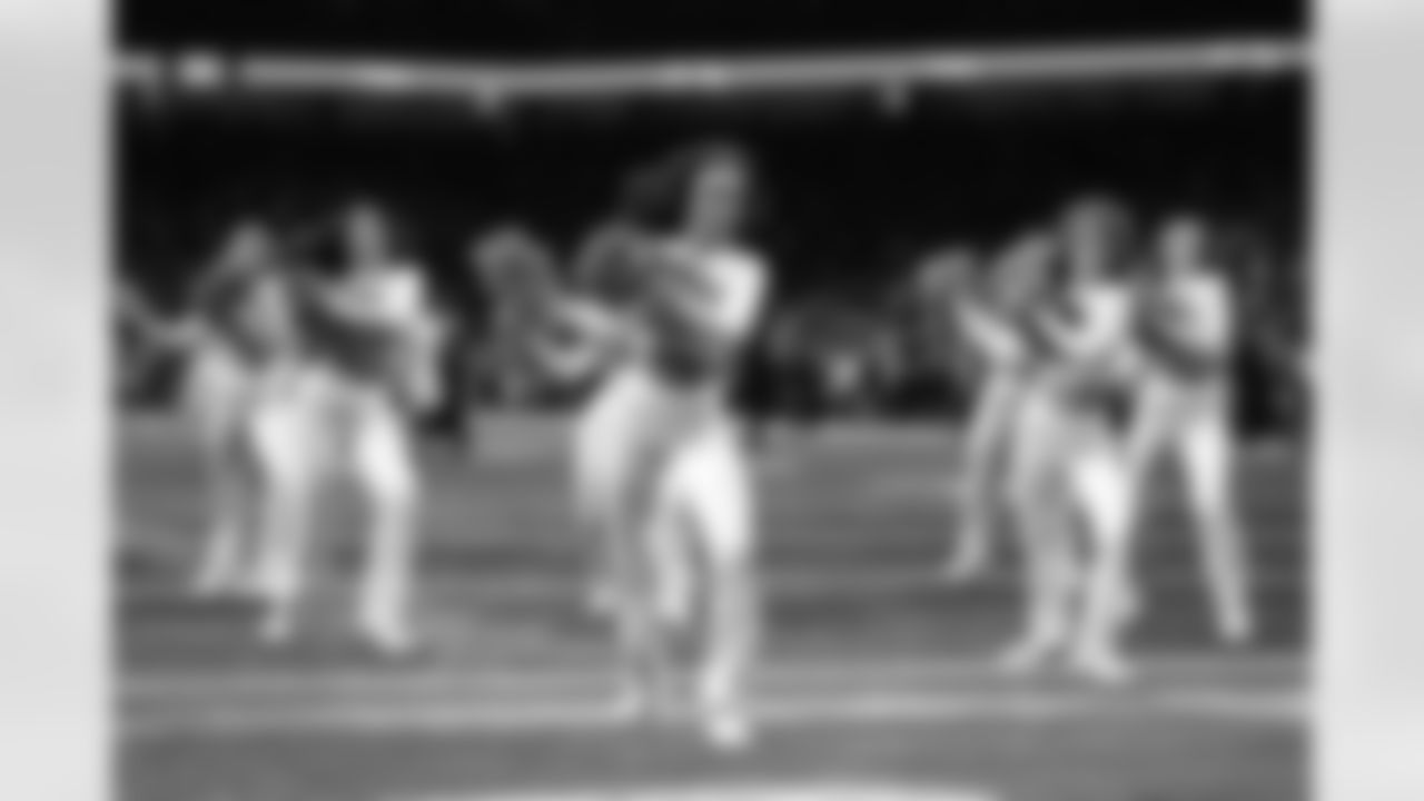 Detroit Lions Cheerleaders perform during an NFL football game against the Pittsburgh Steelers on Sunday, Dec. 21, 2025 in Detroit. (Mike Ferdinande/Detroit Lions)