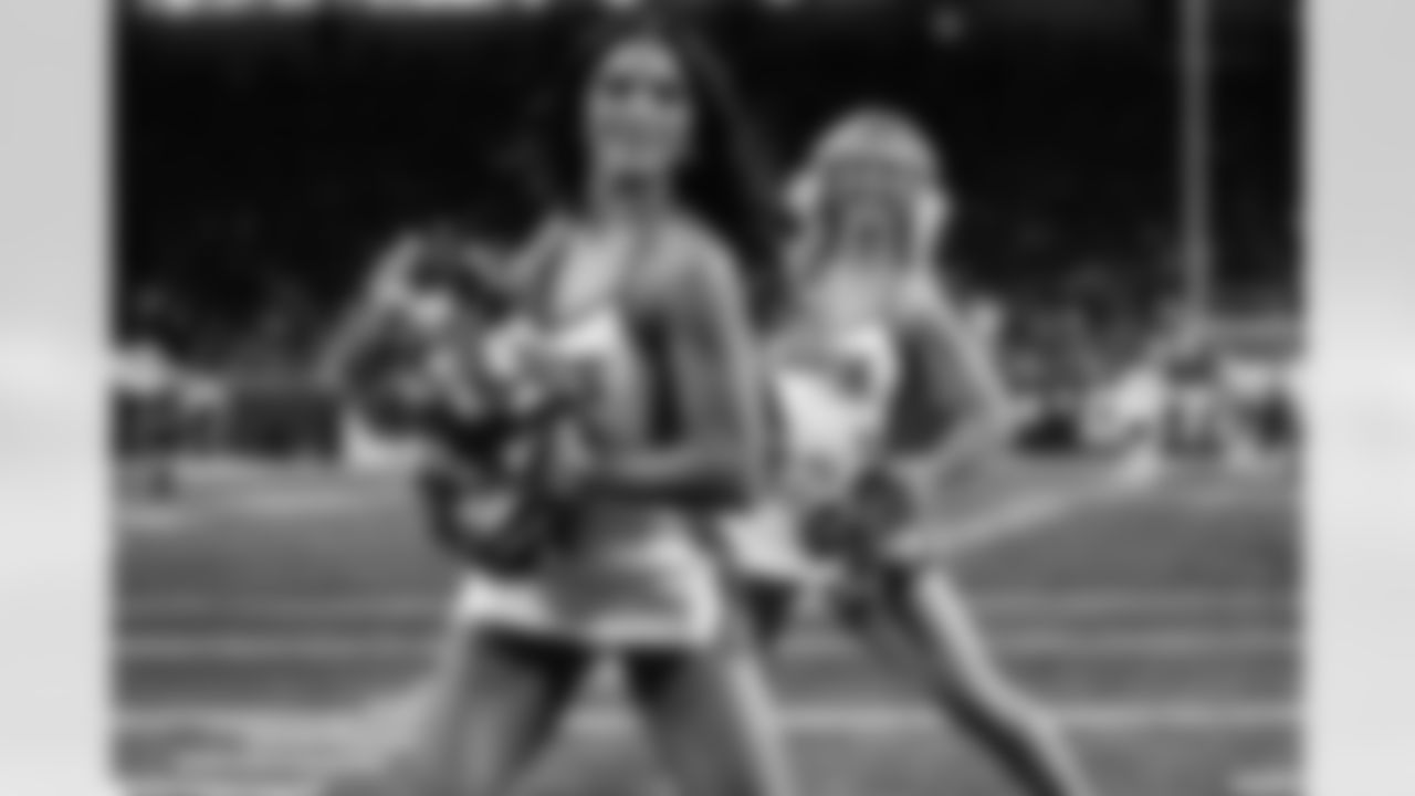 Detroit Lions Cheerleaders perform during a NFL football game against the Chicago Bears on November 19, 2023 in Detroit. (Mike Ferdinande/Detroit Lions)