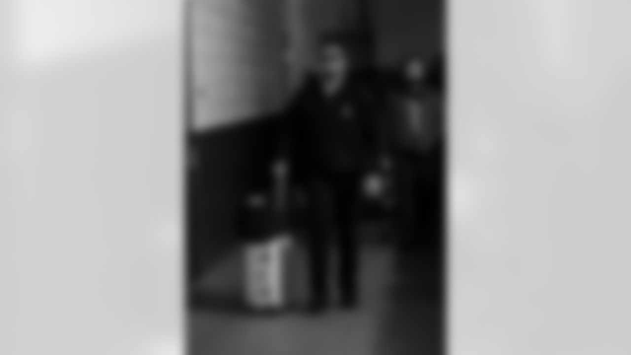 Detroit Lions linebacker Derrick Barnes (55) arrives to an NFL football game against the Philadelphia Eagles on Sunday, Nov. 16, 2025 in Philadelphia. (Jeff Nguyen/Detroit Lions via AP)