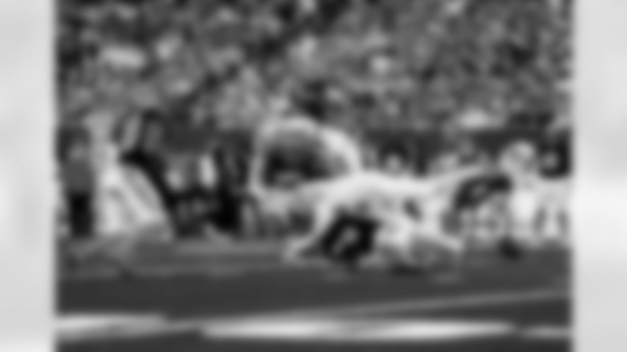 Detroit Lions edge rusher Aidan Hutchinson (97) forces fumble on a sack during an NFL football game against the Cincinnati Bengals on Sunday, Oct. 5, 2025 in Cincinnati. (Jeff Nguyen/Detroit Lions via AP)