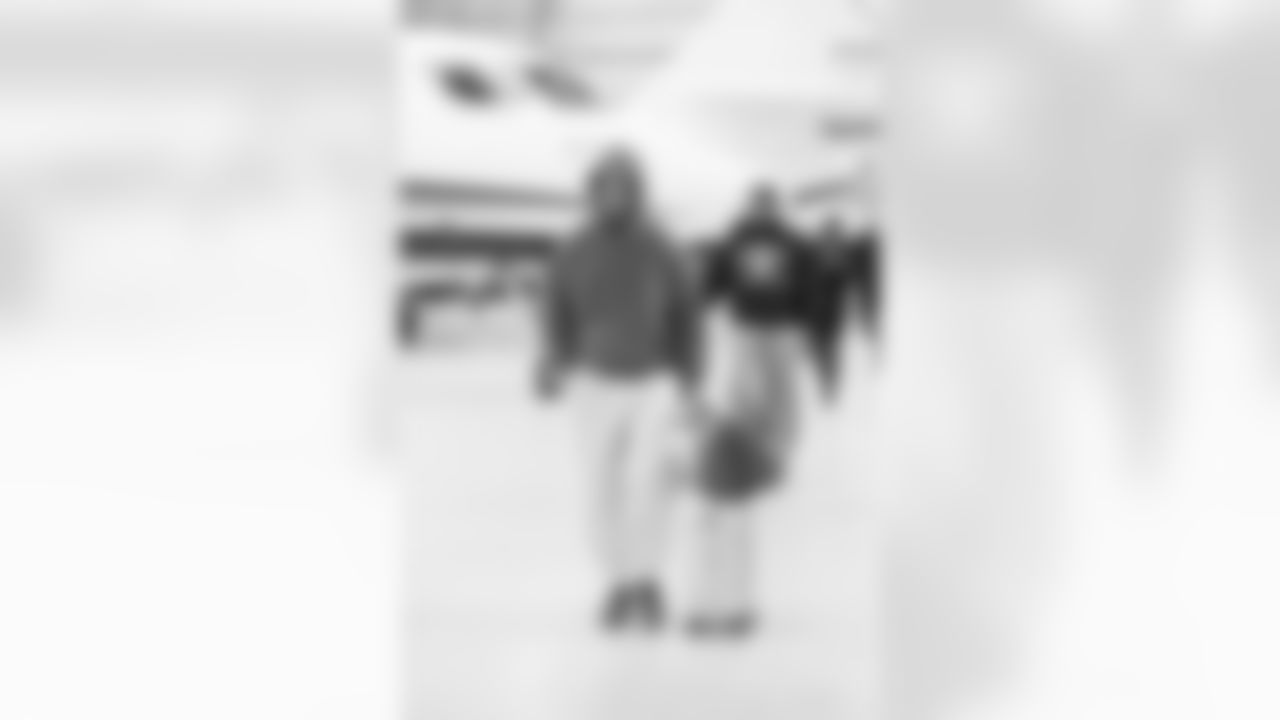 Detroit Lions wide receiver Amon-Ra St. Brown (14) travels to Los Angeles on Nov. 13, 2025. (Jeff Nguyen/Detroit Lions via AP)