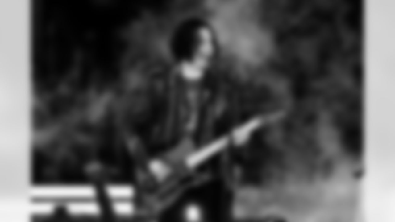 Jack White performs during the Thanksgiving Halftime Show powered by Verizon during an NFL football game against the Green Bay Packers on Thursday, Nov. 27, 2025 in Detroit. (Jeff Nguyen/Detroit Lions via AP)