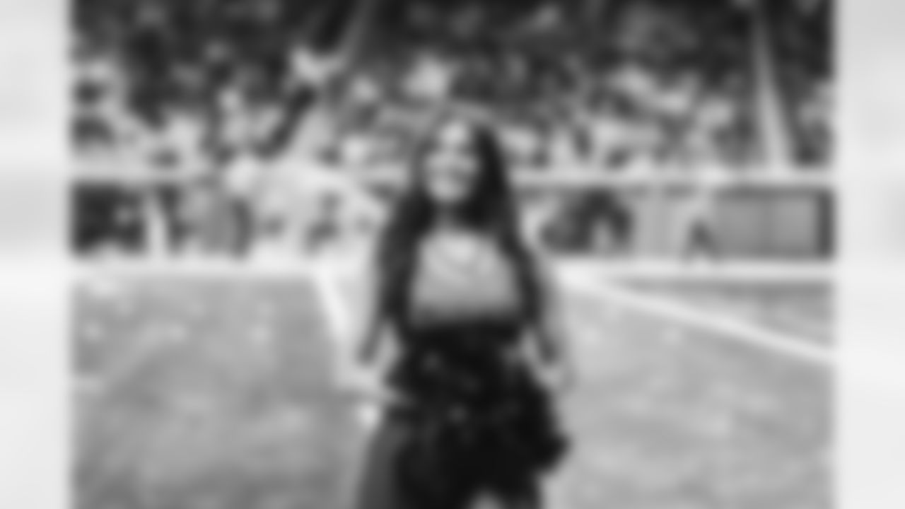 Detroit Lions Cheerleaders during an NFL football game against the New York Giants on Sunday, Nov. 23, 2025 in Detroit. (Stephanie VanWagoner/Detroit Lions)