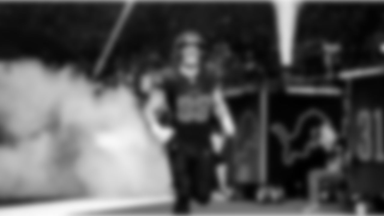 Detroit Lions tight end Brock Wright (89) before to an NFL football game against the New York Giants on Sunday, Nov. 23, 2025 in Detroit. (Jeff Nguyen/Detroit Lions via AP)