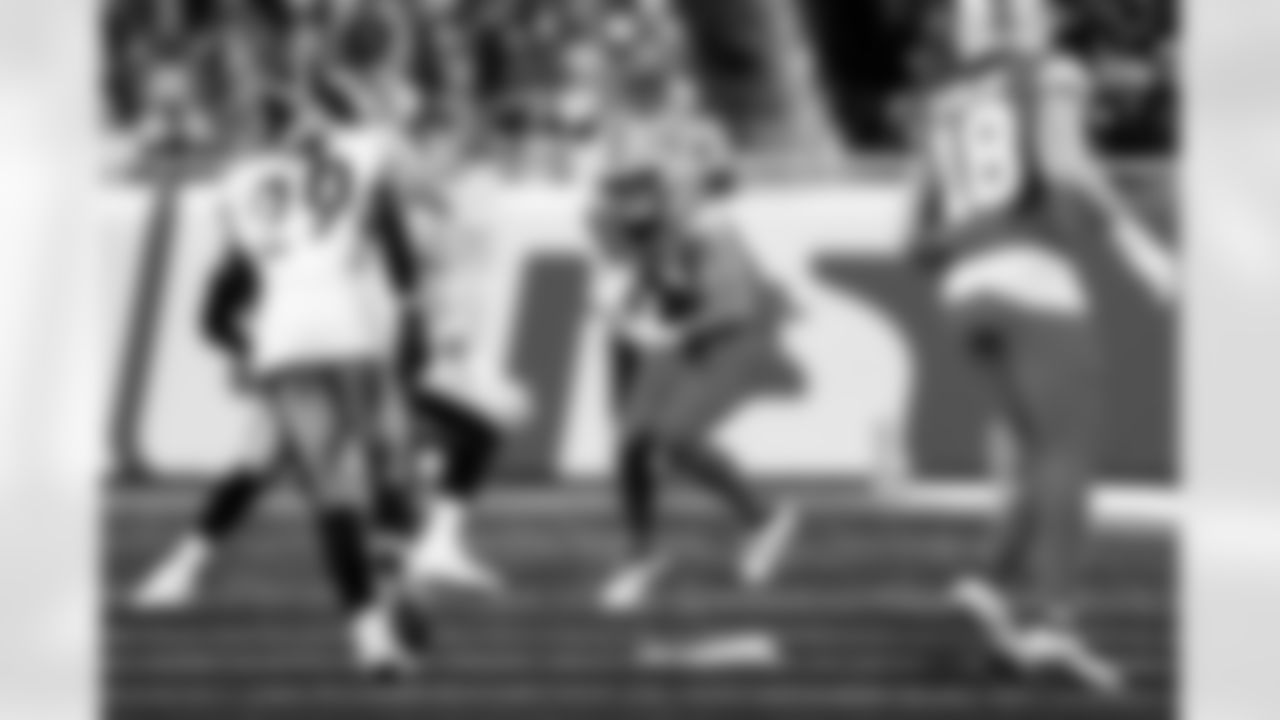 Detroit Lions tight end Shane Zylstra (84) catches the ball during an NFL football game against the Pittsburgh Steelers on Sunday, Dec. 21, 2025 in Detroit. (Jeff Nguyen/Detroit Lions via AP)