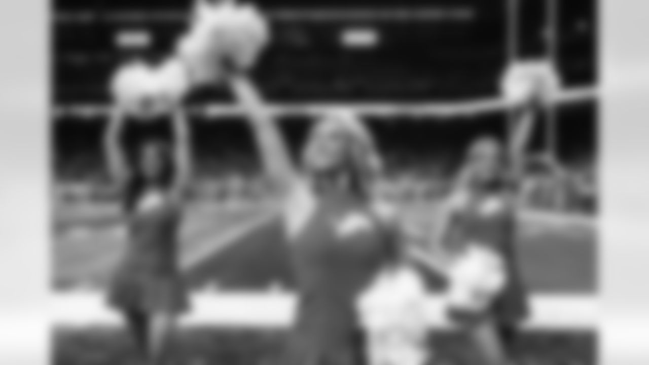 Detroit Lions Cheerleaders perform during an NFL football game against the Green Bay Packers on Thursday, Nov. 27, 2025 in Detroit. (Mike Ferdinande/Detroit Lions)