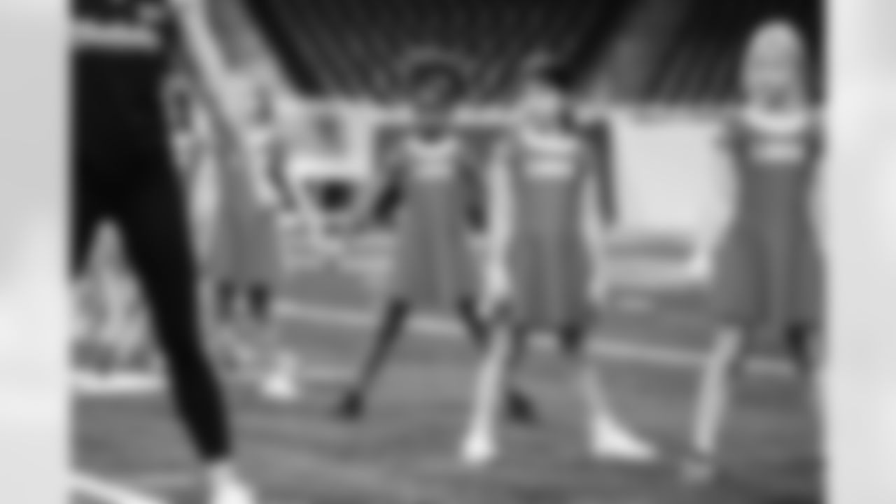 Participants during the junior cheer clinic at Ford Field on Dec. 7, 2025 in Detroit. (Mike Ferdinande/Detroit Lions)