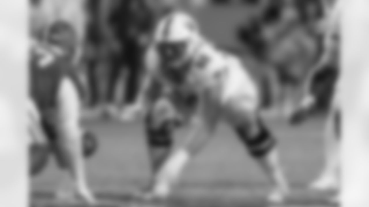 Kentucky OL Jager Burton (62)