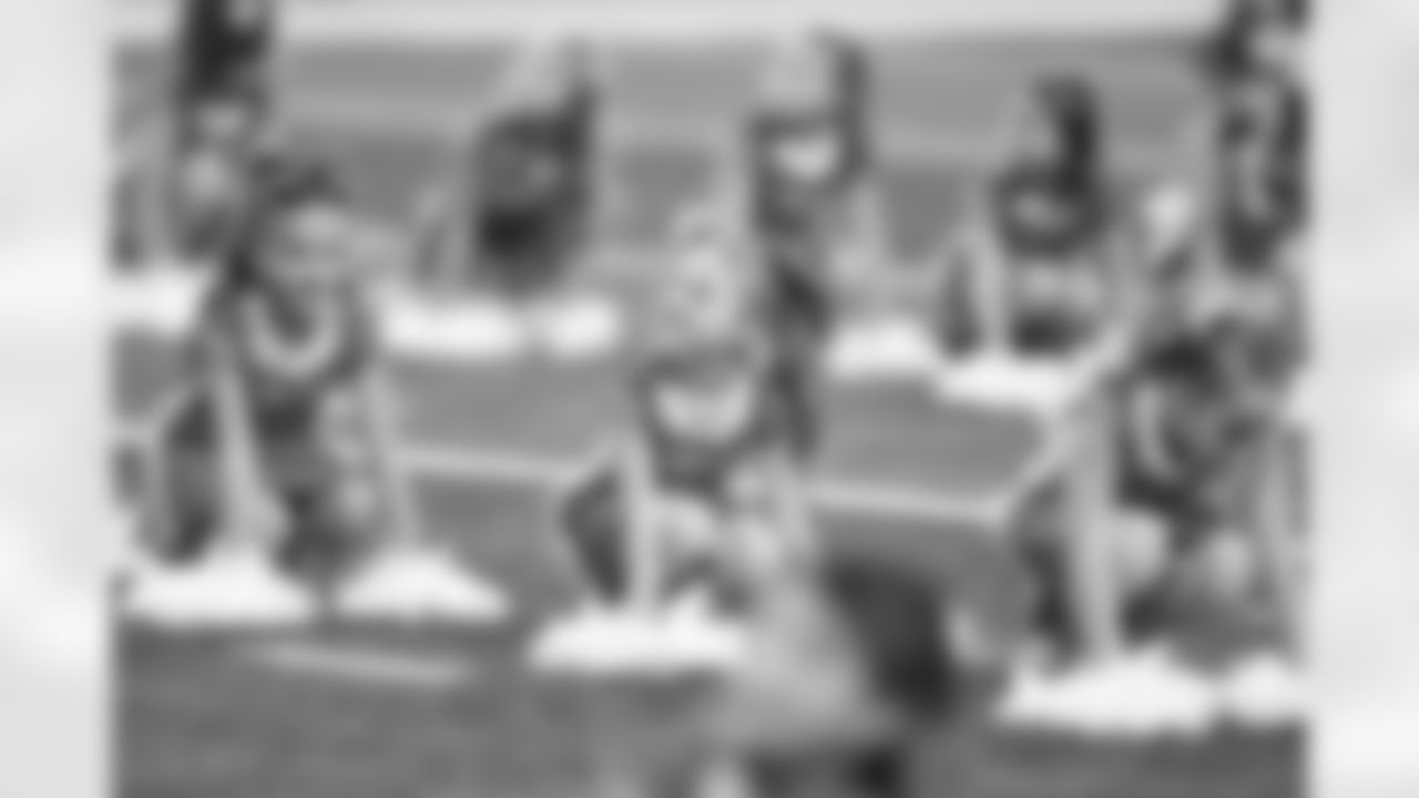 Detroit Lions Junior Cheer Clinic performs at halftime during an NFL football game against the Pittsburgh Steelers on Sunday, Dec. 21, 2025 in Detroit. (Jeff Nguyen/Detroit Lions via AP)