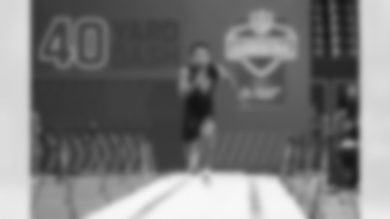 Georgia Tech wide receiver Eric Rivers (32) runs the 40-yard dash at the NFL football scouting combine in Indianapolis, Saturday, Feb. 28, 2026. (AP Photo/Michael Conroy)