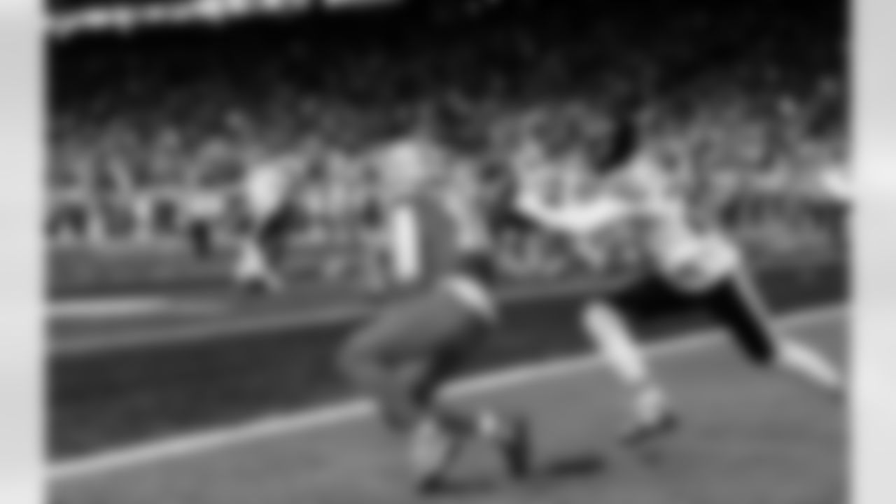 Detroit Lions wide receiver Amon-Ra St. Brown (14) scores a touchdown during an NFL football game against the Chicago Bears on Sunday, Sept. 14, 2025 in Detroit. (Jeff Nguyen/Detroit Lions via AP)