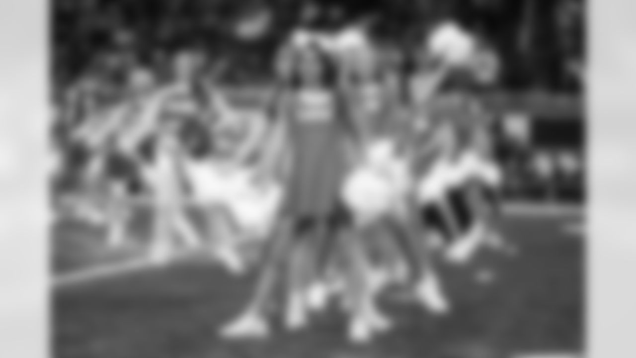 Junior Cheer participants perform at halftime during an NFL football game against the Pittsburgh Steelers on Sunday, Dec. 21, 2025 in Detroit. (Mike Ferdinande/Detroit Lions)