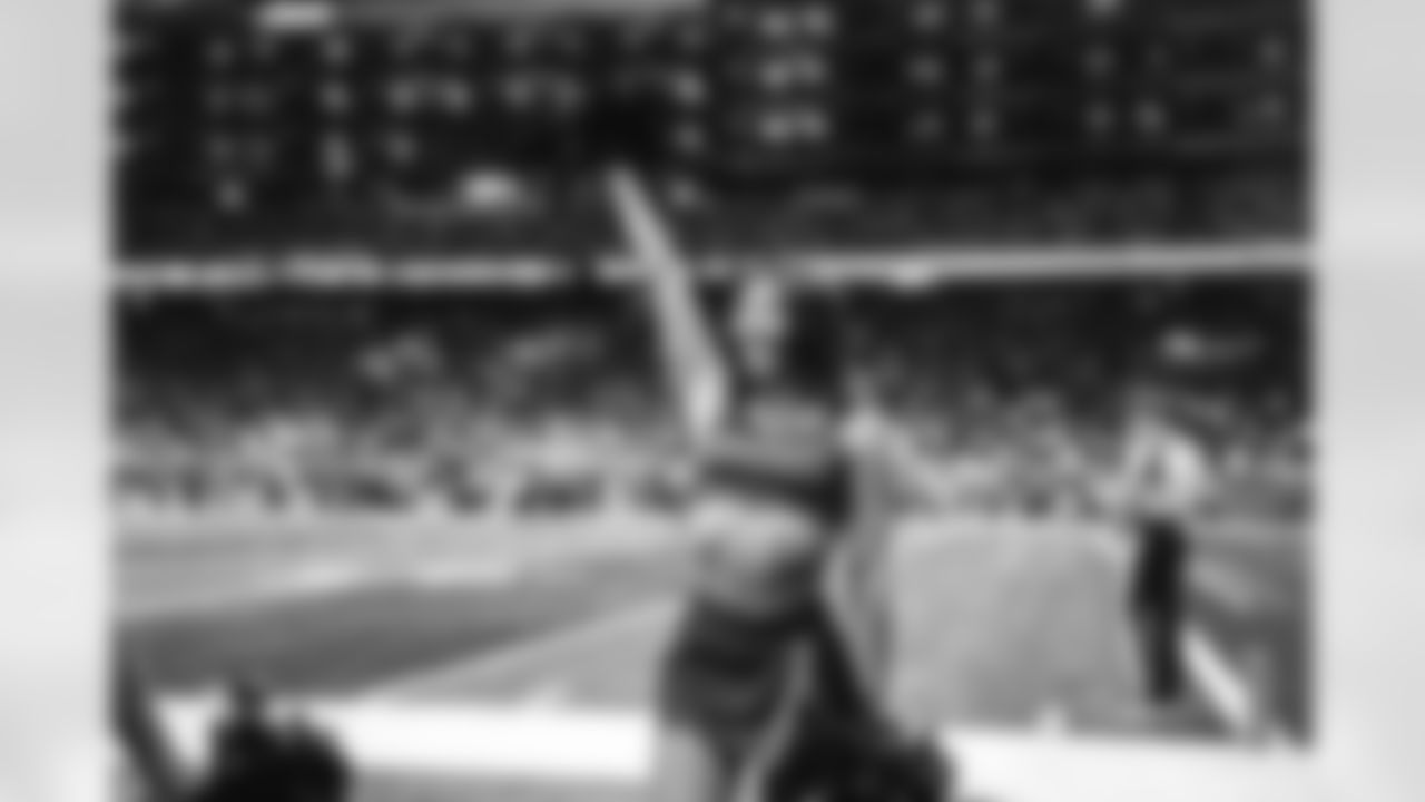 Detroit Lions Cheerleaders during an NFL football game against the New York Giants on Sunday, Nov. 23, 2025 in Detroit. (Stephanie VanWagoner/Detroit Lions)