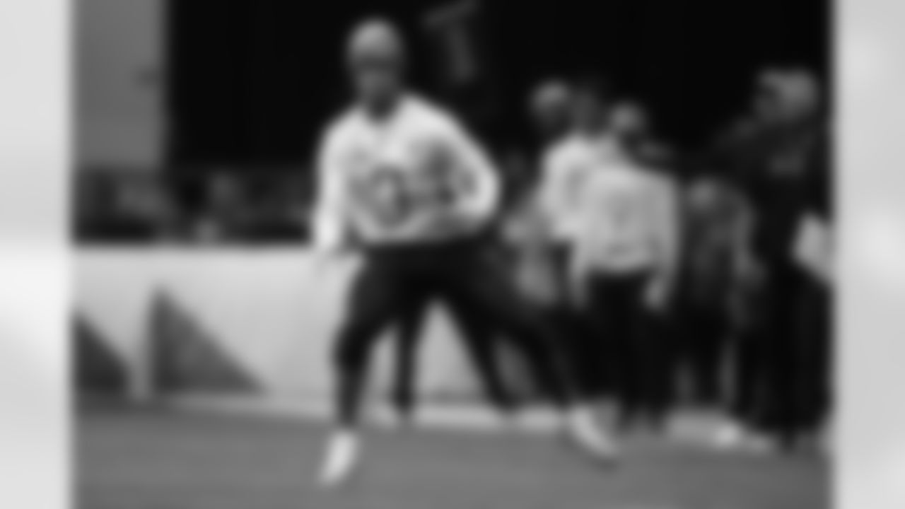 Detroit Lions running back Jahmyr Gibbs plays during the 2026 NFL Pro Bowl Games on Tuesday, Feb. 3, 2026, in San Francisco. (Vera Nieuwenhuis/AP Content Services for the NFL)