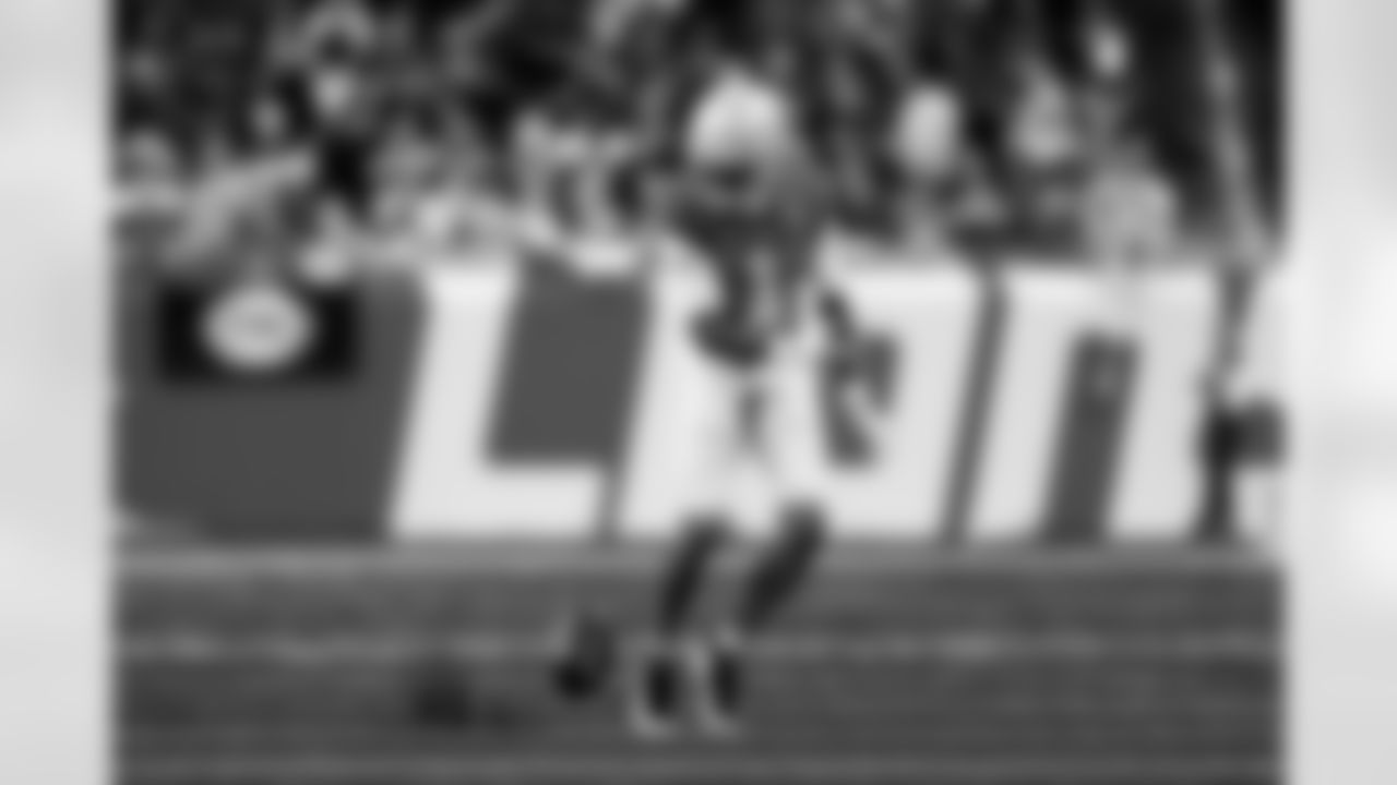 Detroit Lions wide receiver Jameson Williams (1) gets a first down during an NFL football game against the Green Bay Packers on Thursday, Nov. 27, 2025 in Detroit. (Jeff Nguyen/Detroit Lions via AP)