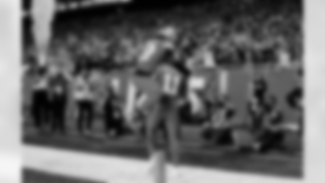 Detroit Lions wide receiver Kalif Raymond (11) returns a punt for a touchdown during an NFL football game against the Cleveland Browns on Sunday, Sept. 28, 2025 in Detroit. (Jeff Nguyen/Detroit Lions via AP)