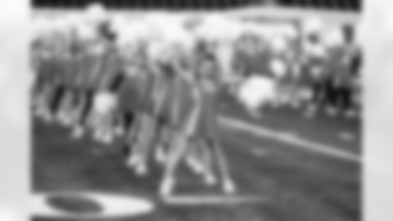 Participants during the junior cheer clinic at Ford Field on Dec. 7, 2025 in Detroit. (Mike Ferdinande/Detroit Lions)