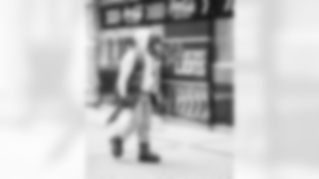 Detroit Lions running back David Montgomery (5) arrives to an NFL football game against the Green Bay Packers on Thursday, Nov. 27, 2025 in Detroit. (Jeff Nguyen/Detroit Lions via AP)