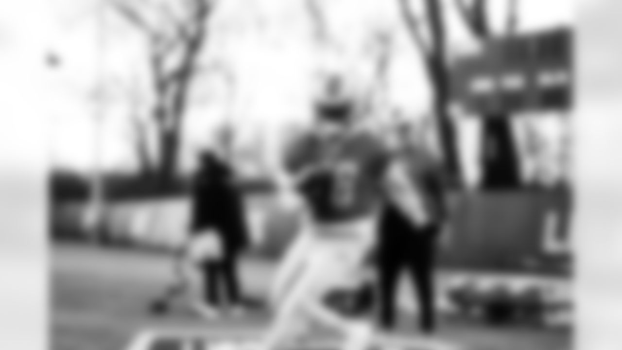 Detroit Lions running back Jahmyr Gibbs (26) during practice at the Lions training facility in Allen Park, MI on December 6, 2023. (Jeff Nguyen/Detroit Lions)