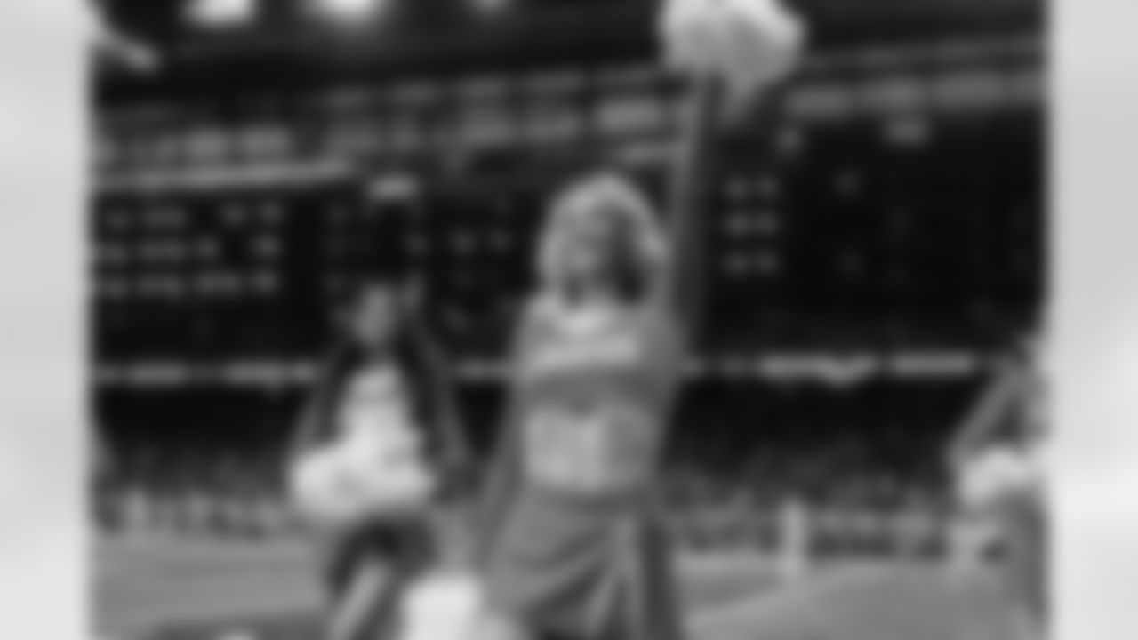 Detroit Lions Cheerleaders perform during an NFL football game against the Green Bay Packers on Thursday, Nov. 27, 2025 in Detroit. (Mike Ferdinande/Detroit Lions)