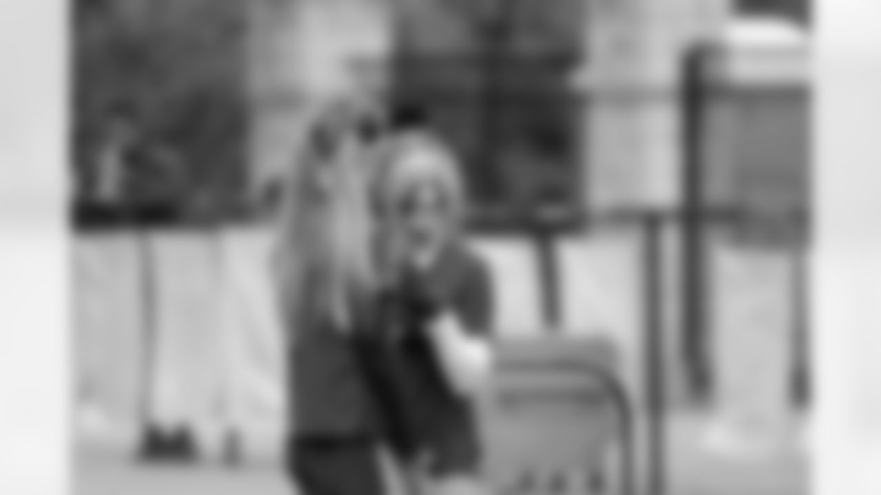 carlson_rouge