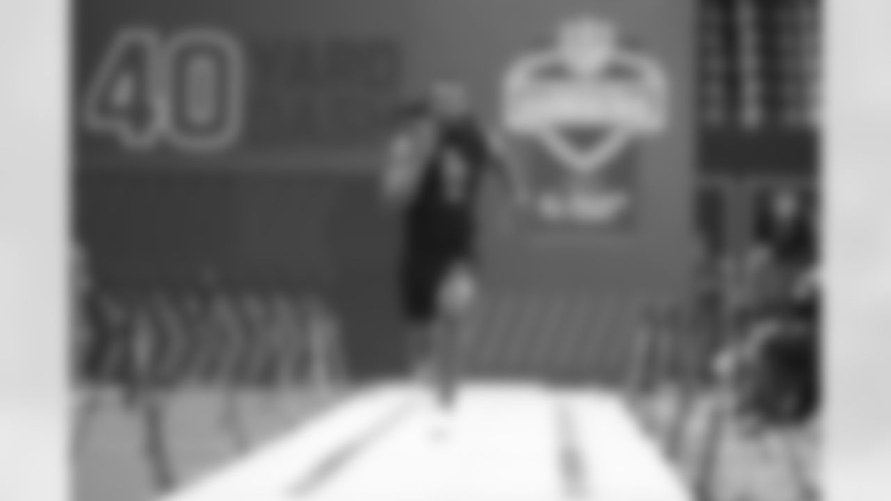 Indiana wide receiver Omar Cooper Jr. (17) runs the 40-yard dash at the NFL football scouting combine in Indianapolis, Saturday, Feb. 28, 2026. (AP Photo/Michael Conroy)