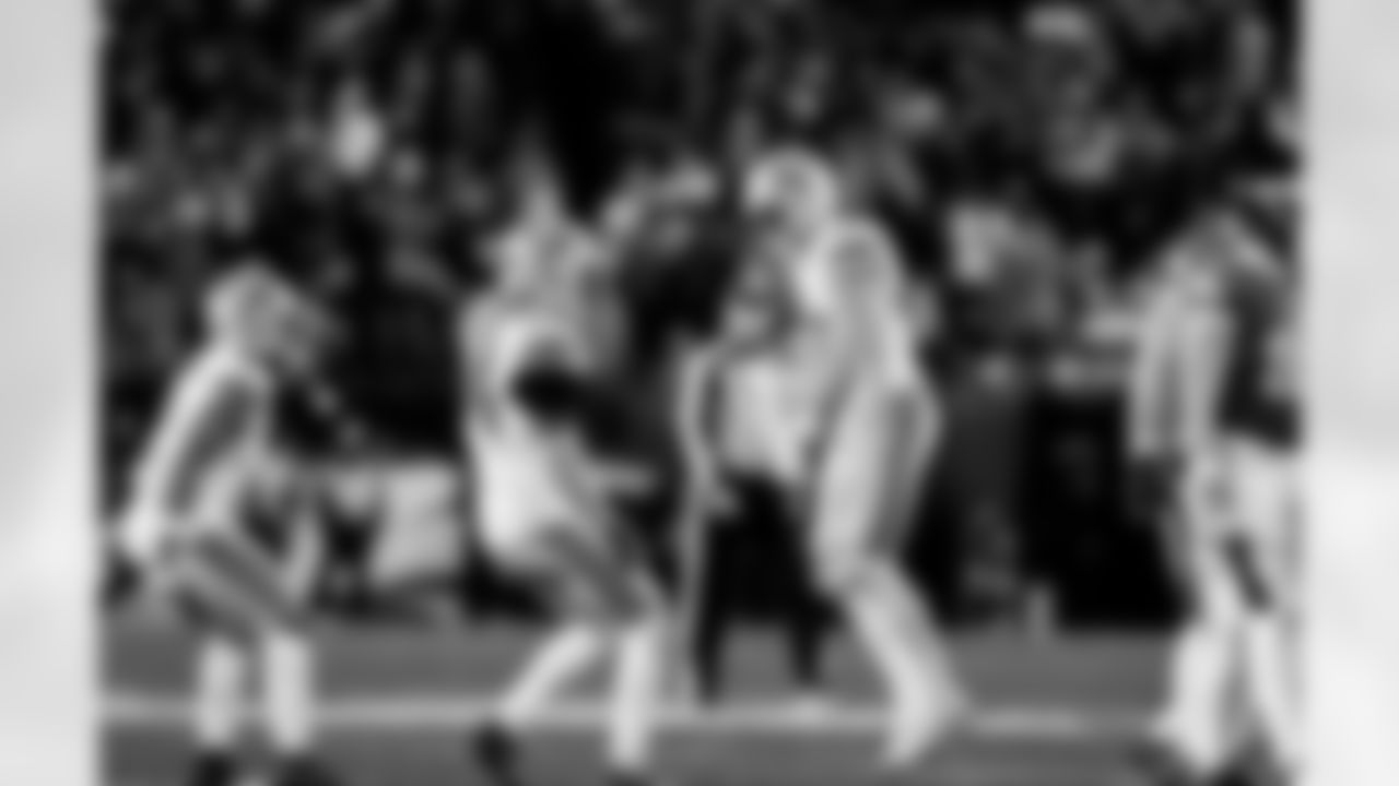 Detroit Lions linebacker Alex Anzalone (34) and Detroit Lions linebacker Jack Campbell (46) during an NFL football game against the Philadelphia Eagles on Sunday, Nov. 16, 2025 in Philadelphia. (Jeff Nguyen/Detroit Lions via AP)