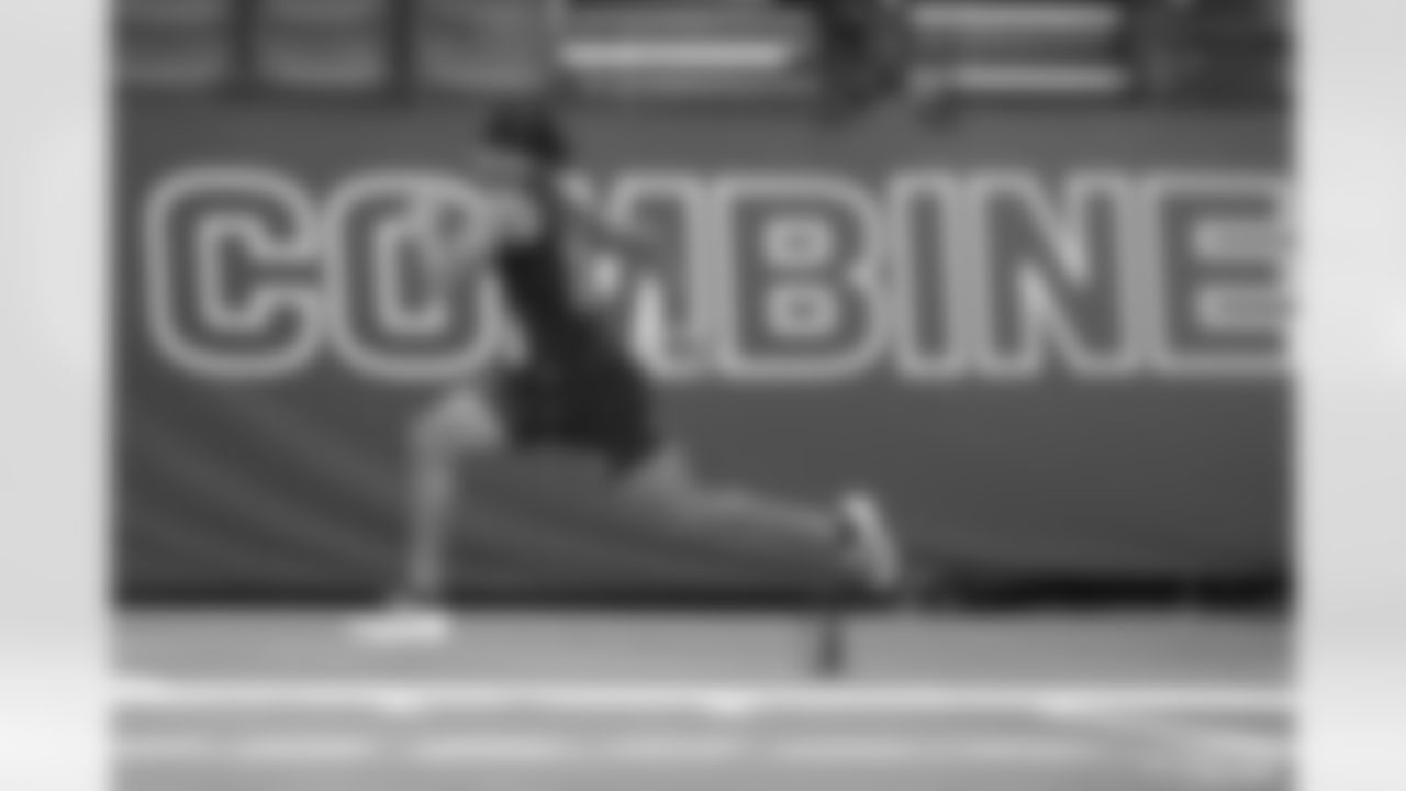 Toledo defensive back Andre Fuller (10) runs the 40-yard dash at the NFL football scouting combine in Indianapolis, Friday, Feb. 27, 2026. (AP Photo/Julio Cortez)