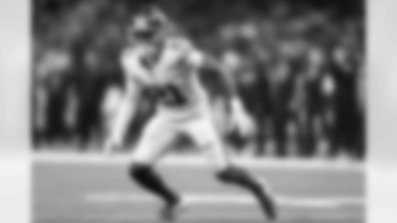 CB Paulson Adebo
Backed up by Jarrick Bernard-Converse and Rico Payton
(AP Photo/Logan Bowles)