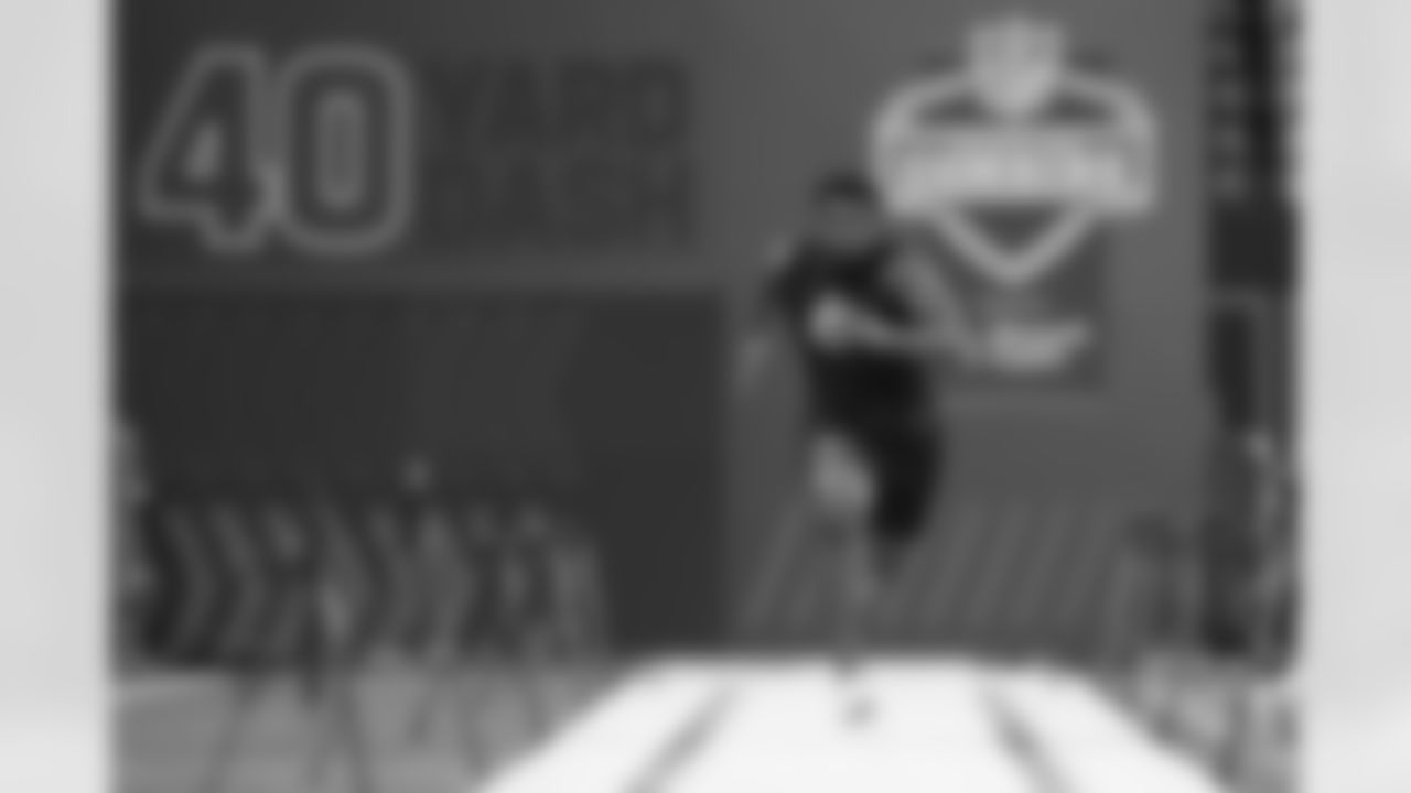 Southeastern Louisiana defensive lineman Kaleb Proctor (25) runs the 40-yard dash at the NFL football scouting combine in Indianapolis, Thursday, Feb. 26, 2026. (AP Photo/Michael Conroy)