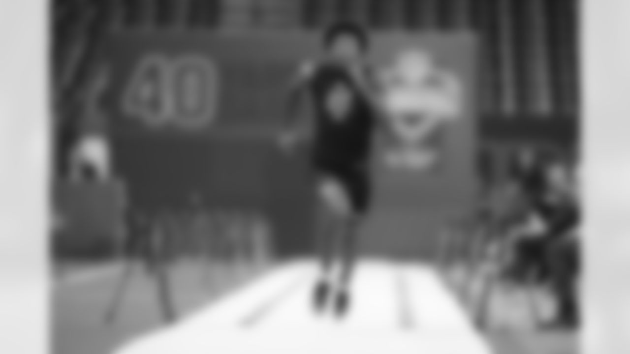 LSU wide receiver Chris Hilton Jr. (22) runs the 40-yard dash at the NFL football scouting combine in Indianapolis, Saturday, Feb. 28, 2026. (AP Photo/Michael Conroy)