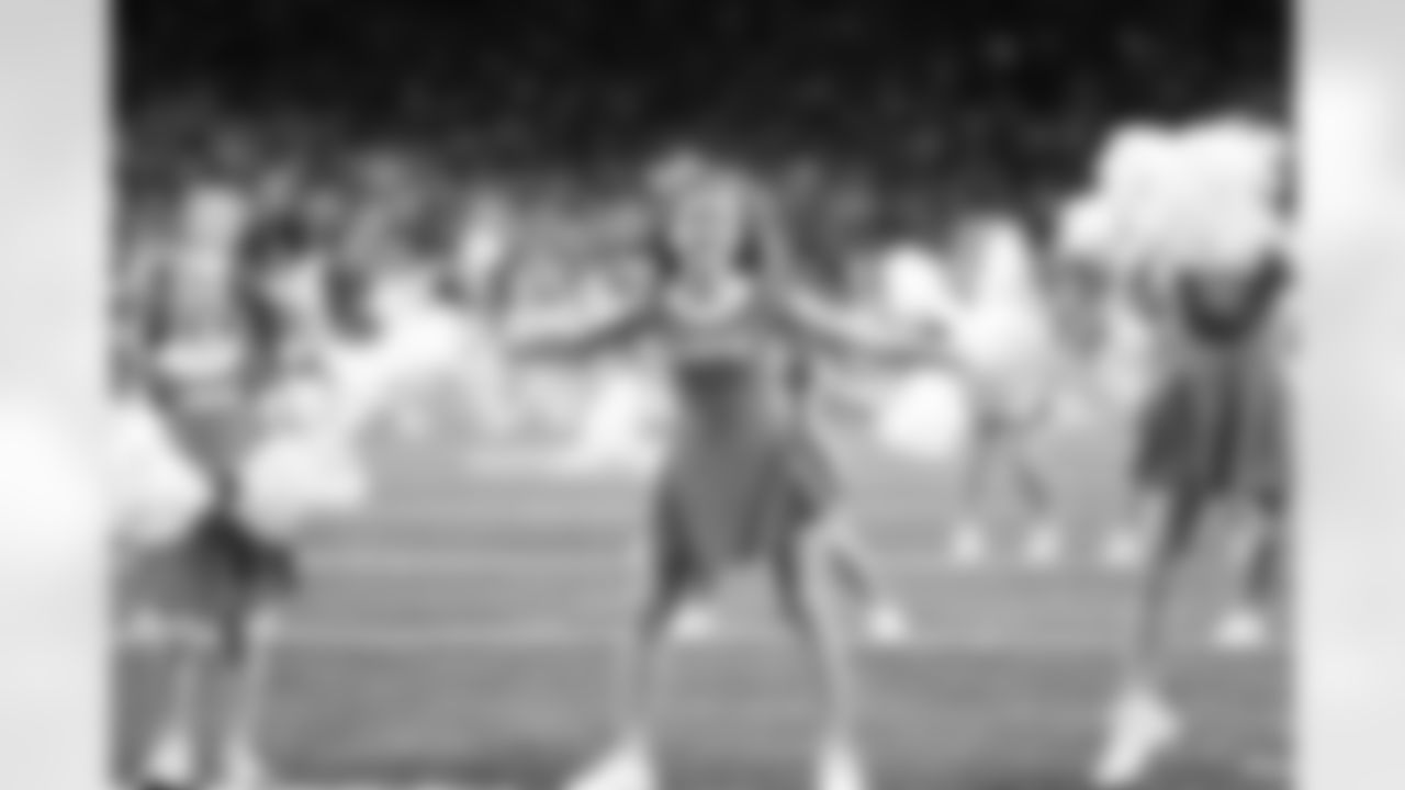 Detroit Lions Junior Cheer Clinic performs at halftime during an NFL football game against the Pittsburgh Steelers on Sunday, Dec. 21, 2025 in Detroit. (Jeff Nguyen/Detroit Lions via AP)