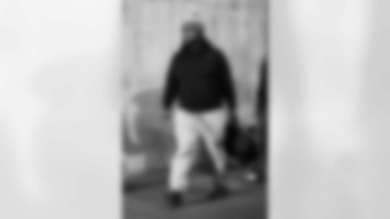 Detroit Lions defensive lineman Tyleik Williams (91) arrives before an NFL football game against the Kansas City Chiefs on Sunday, Oct. 12, 2025 in Kansas City, MO. (Jeff Nguyen/Detroit Lions via AP)