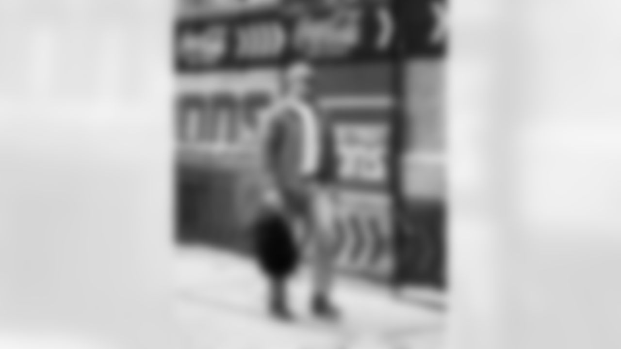 Detroit Lions offensive lineman Tate Ratledge (69) arrives to an NFL football game against the Pittsburgh Steelers on Sunday, Dec. 21, 2025 in Detroit. (Jeff Nguyen/Detroit Lions via AP)