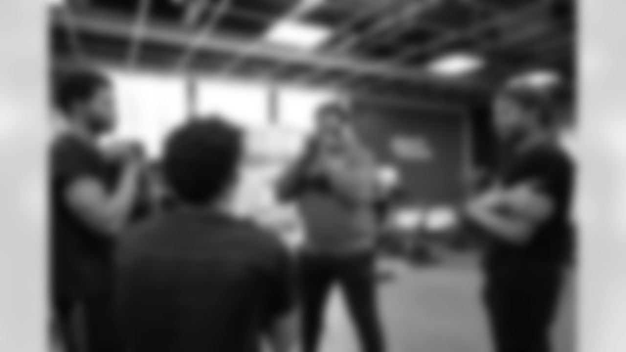 Lions Legend Alex Lewis (59) works with students during a Health and Wellness room reveal during a Count Day activation event at Detroit Lions Academy on Feb. 11, 2026 in Detroit. (Carl Jones II/Detroit Lions)