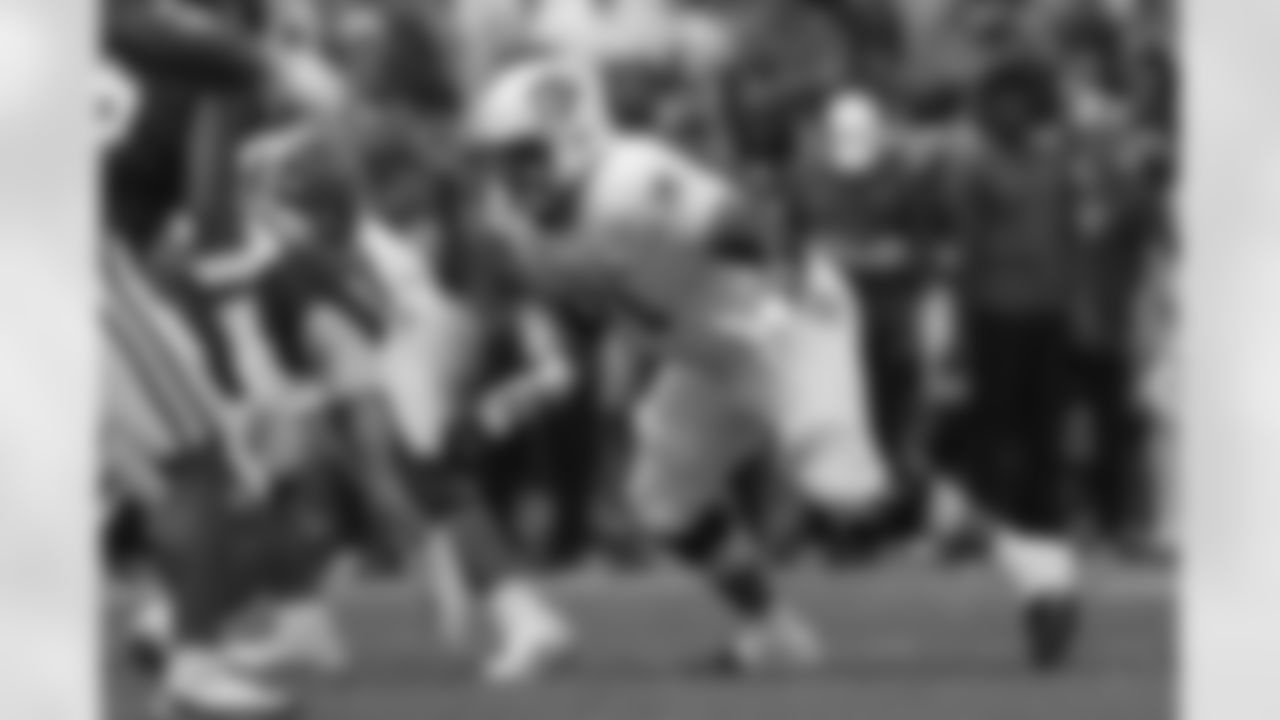 Texas A&M OL Chase Bisontis (71)