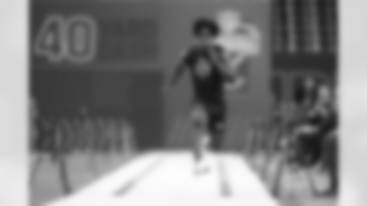 Georgia wide receiver Zachariah Branch (09) runs the 40-yard dash at the NFL football scouting combine in Indianapolis, Saturday, Feb. 28, 2026. (AP Photo/Michael Conroy)