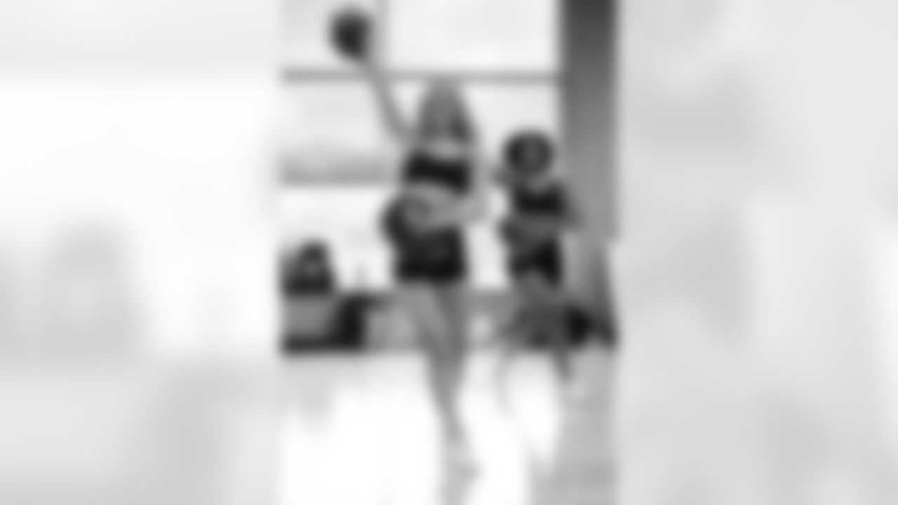 Contestants perform during the Detroit Lions Cheerleaders final look auditions at Lifetime Fitness on May 12, 2025 in Bloomfield Hills, Mich. (Mike Ferdinande/Detroit Lions)