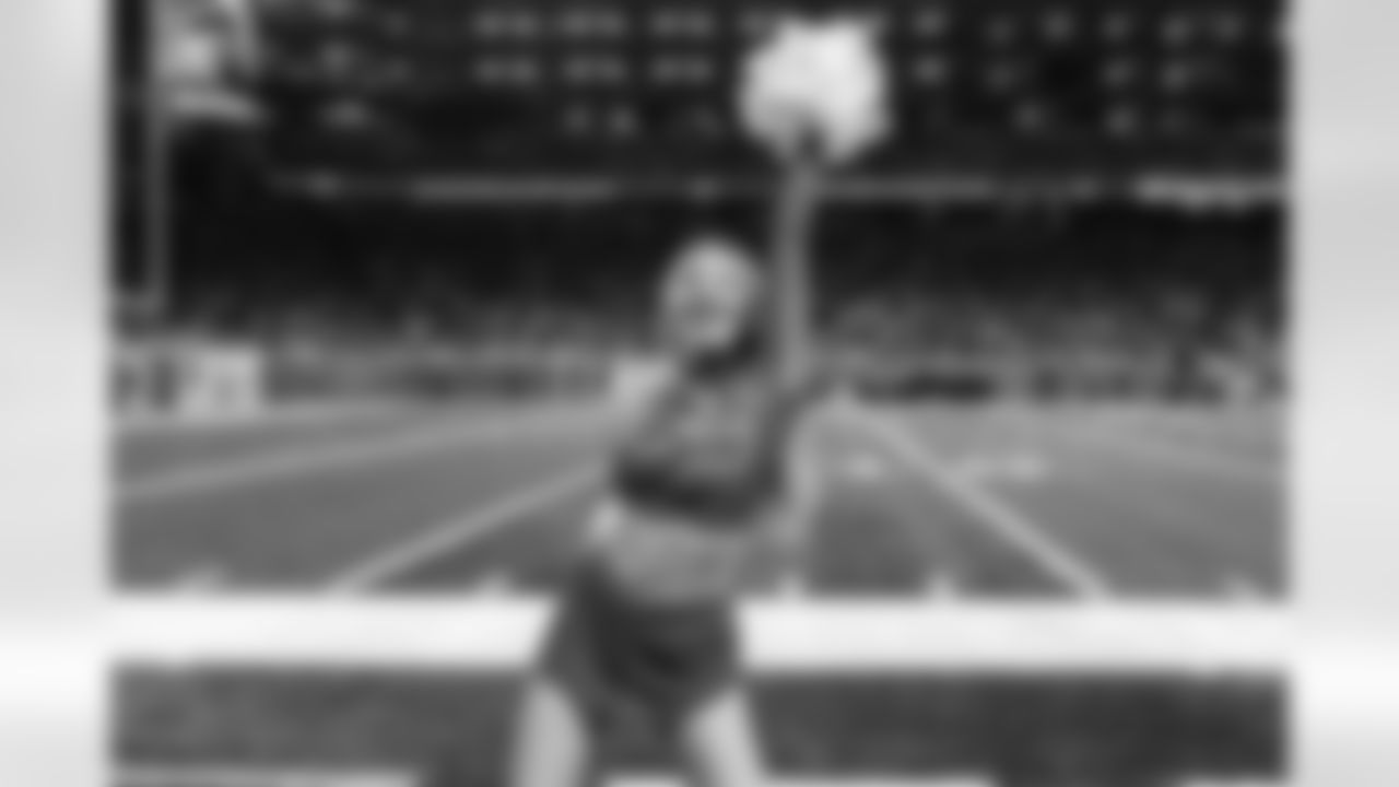 Detroit Lions Cheerleaders perform during an NFL football game against the Miami Dolphins on Saturday, Aug. 16, 2025 in Detroit. (Mike Ferdinande/Detroit Lions)