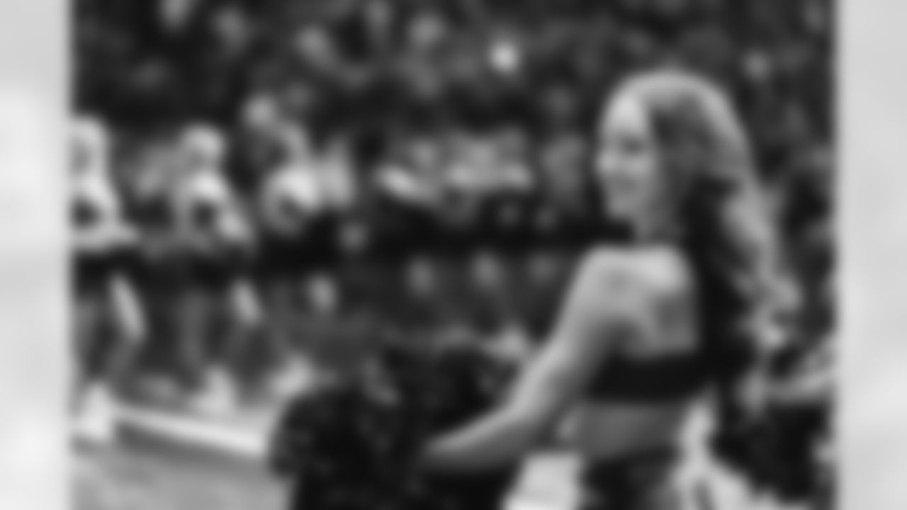 Detroit Lions Cheerleaders before an NFL football game against the New York Giants on Sunday, Nov. 23, 2025 in Detroit. (Stephanie VanWagoner/Detroit Lions)