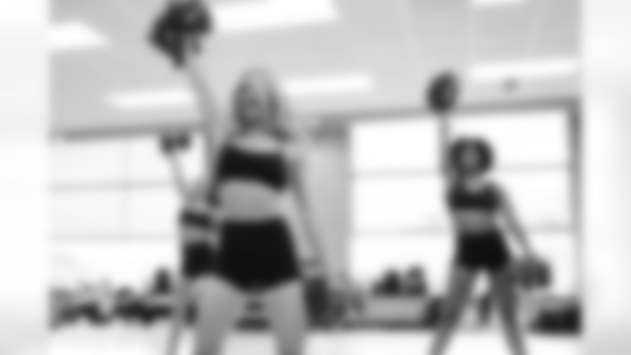 Contestants perform during the Detroit Lions Cheerleaders final look auditions at Lifetime Fitness on May 12, 2025 in Bloomfield Hills, Mich. (Mike Ferdinande/Detroit Lions)
