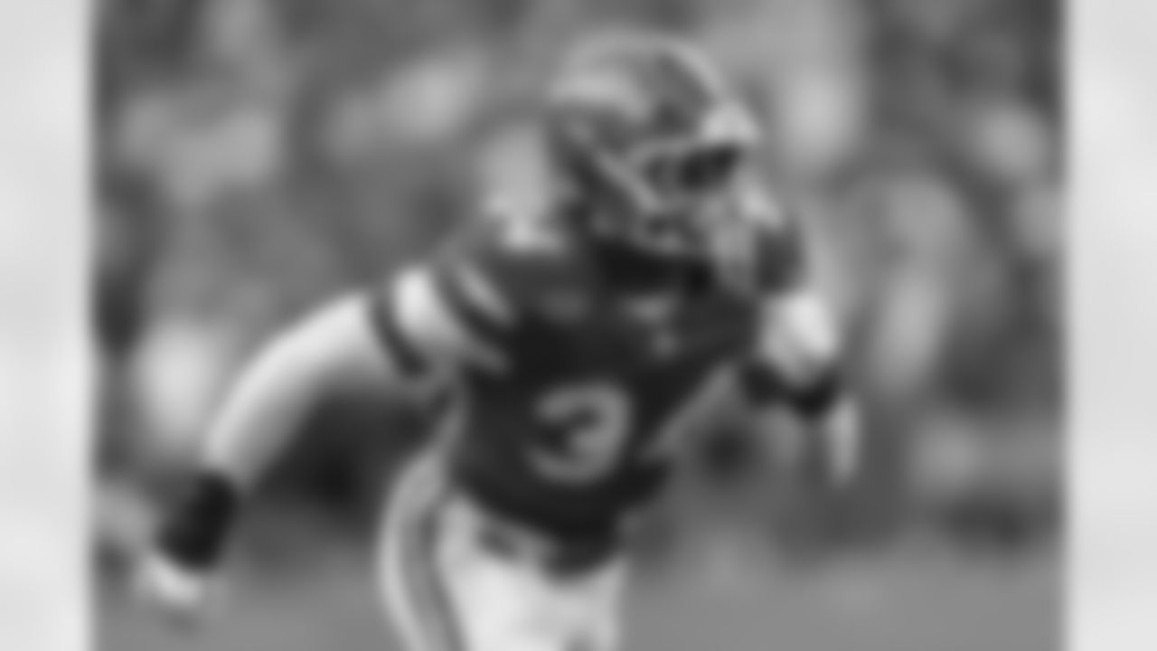 Florida DL George Gumbs Jr. (34)