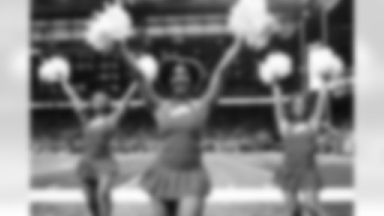 Detroit Lions Cheerleaders perform during an NFL football game against the Green Bay Packers on Thursday, Nov. 27, 2025 in Detroit. (Mike Ferdinande/Detroit Lions)