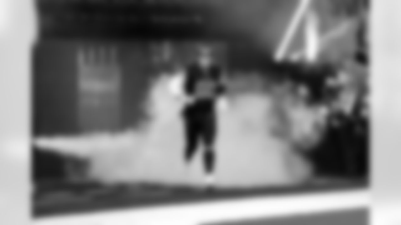 Detroit Lions offensive lineman Graham Glasgow (60) before an NFL football game against the New York Giants on Sunday, Nov. 23, 2025 in Detroit. (Jeff Nguyen/Detroit Lions via AP)