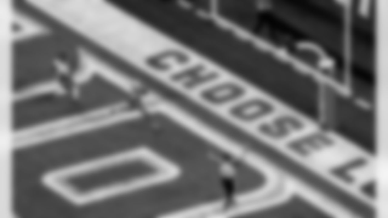 Detroit Lions wide receiver Jameson Williams (1) scores a touchdown during an NFL football game against the Chicago Bears on Sunday, Sept. 14, 2025 in Detroit. (Jeff Nguyen/Detroit Lions via AP)
