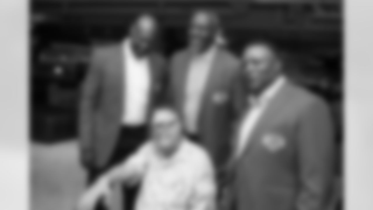 Lions Legend Herman Moore (84), Lions Legend Lomas Brown (75), former Detroit Lions head coach Wayne Fontes and Lions Legend Barry Sanders (20) during the Pride of the Lions dinner at Ford Field on September 13, 2025 in Detroit, Mich. (Stephanie VanWagoner/Detroit Lions)