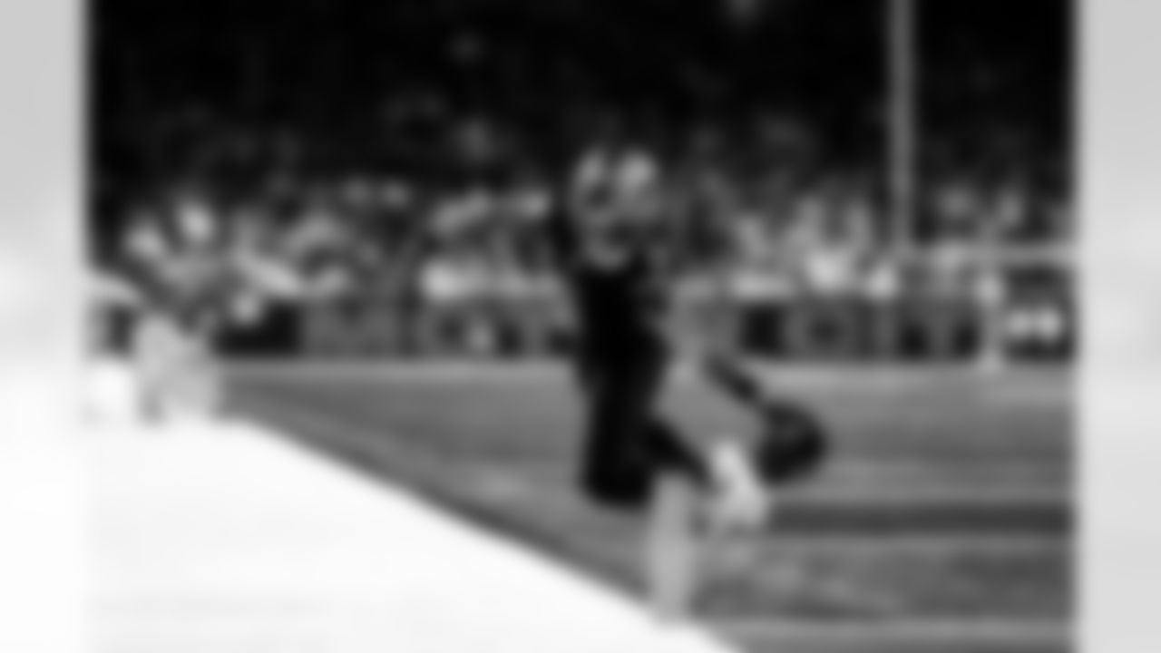 Detroit Lions running back Jahmyr Gibbs (0) scores a touchdown during an NFL football game against the New York Giants on Sunday, Nov. 23, 2025 in Detroit. (Jeff Nguyen/Detroit Lions via AP)